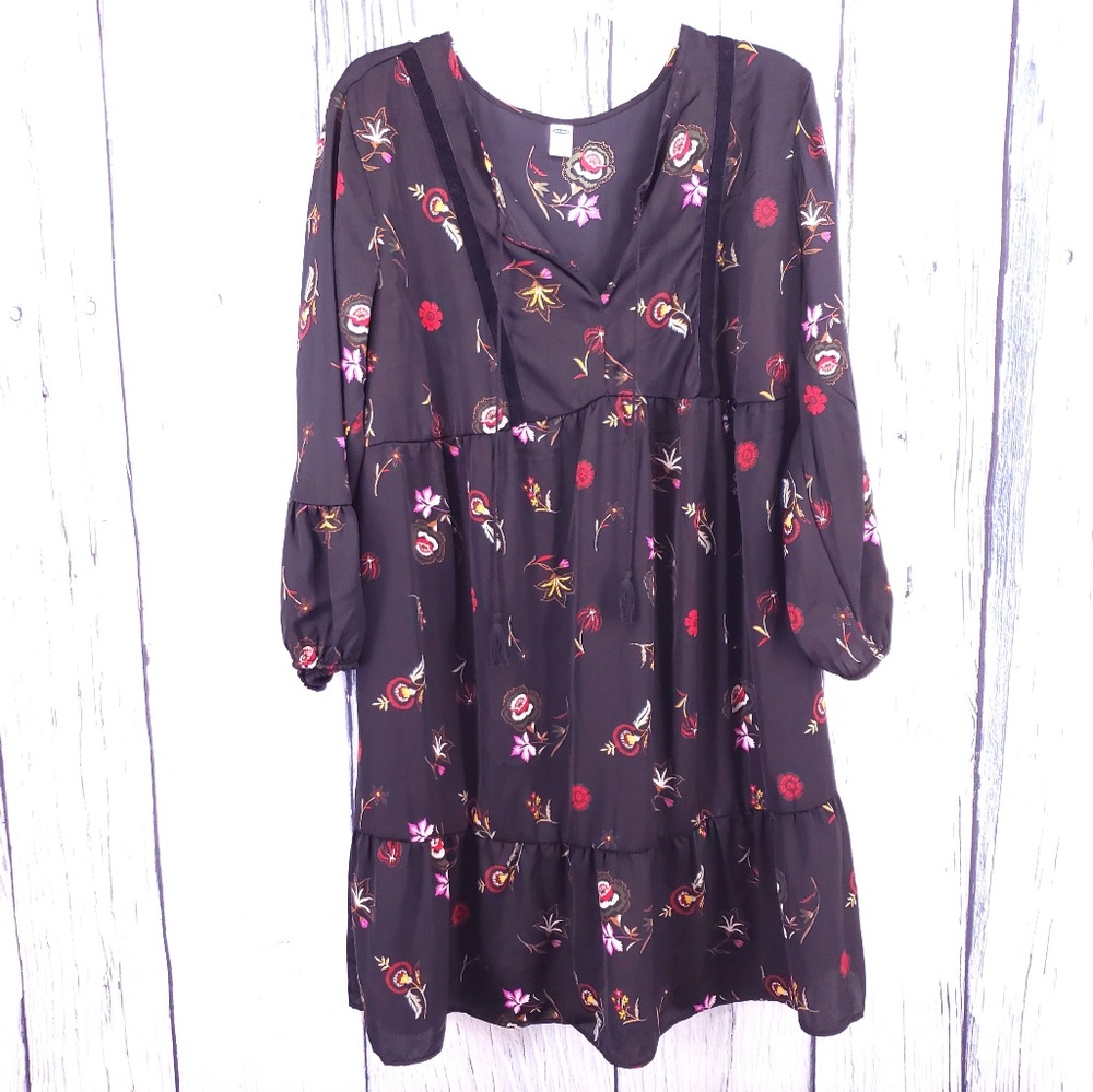 Old Navy | NWT Black Floral Peasant Style Dress